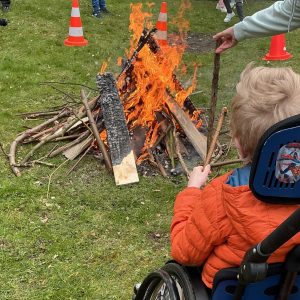 Ich lieb den Frühling – Osterfeuer der Grundstufe
