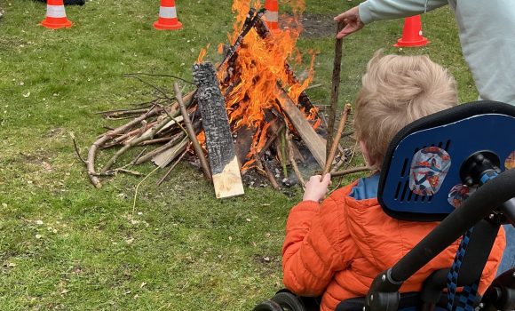 Ich lieb den Frühling – Osterfeuer der Grundstufe