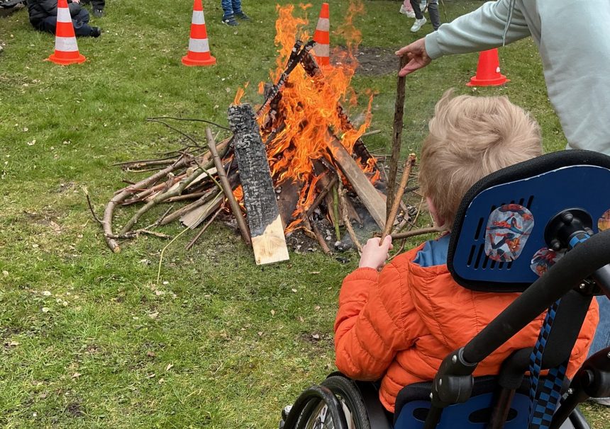 Ich lieb den Frühling – Osterfeuer der Grundstufe